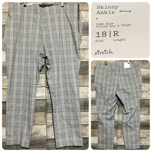 A New Day Skinny Ankle High Rise Plaid Pants Women 18R (Inseam 26) Gray Stretch